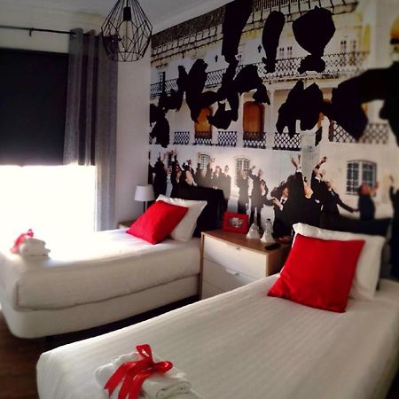 Tugaplace Bed & Breakfast Montijo Exterior photo