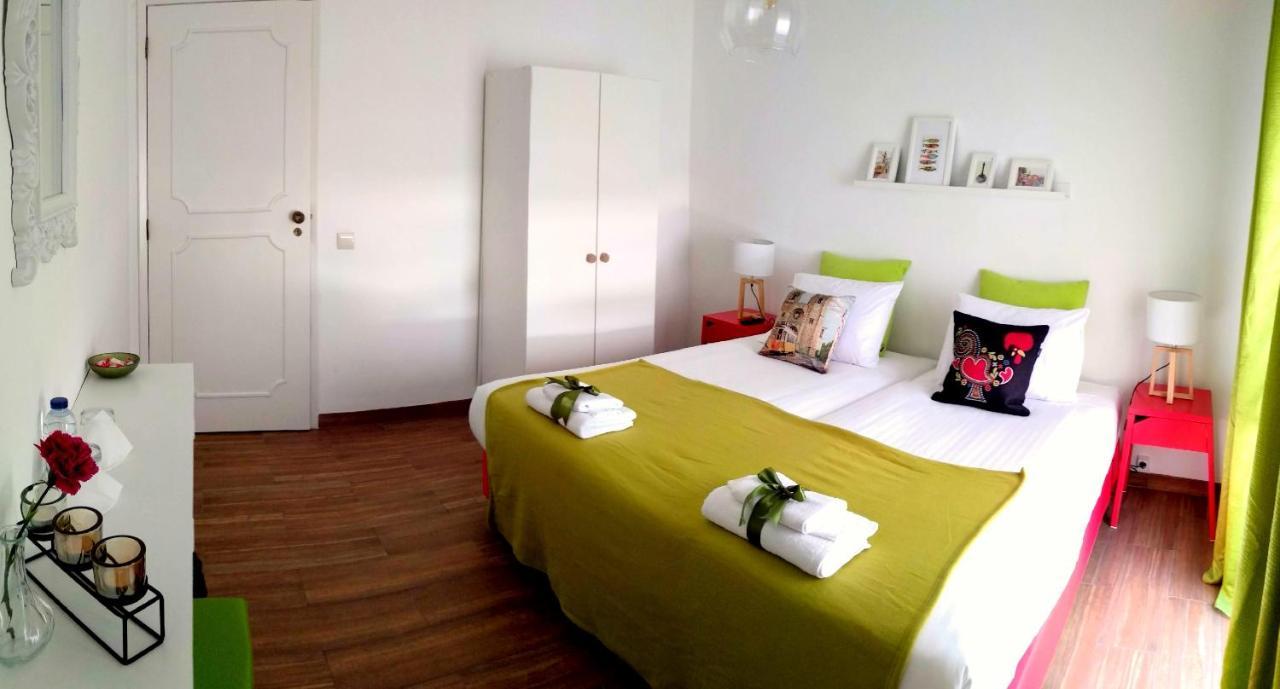 Tugaplace Bed & Breakfast Montijo Exterior photo