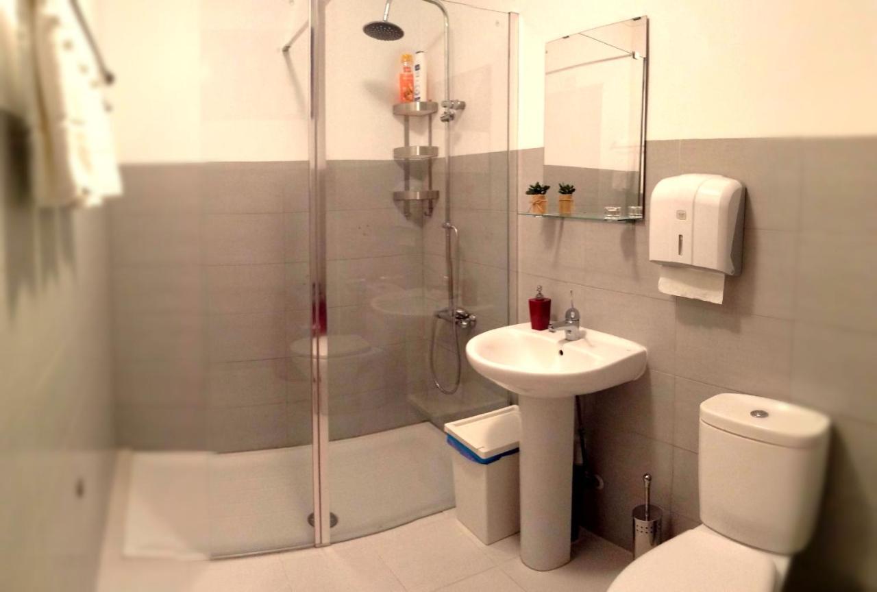 Tugaplace Bed & Breakfast Montijo Exterior photo